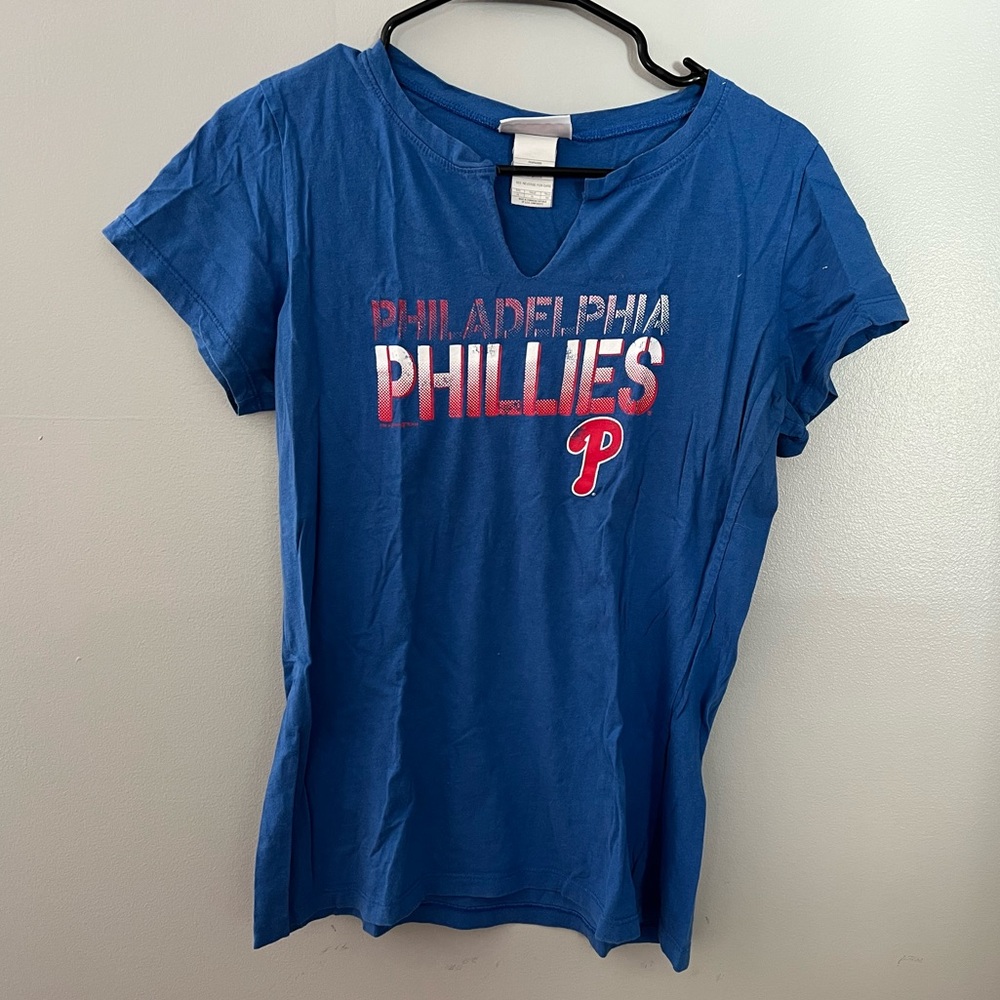 Phillies tshirt
